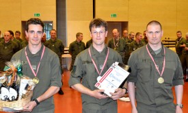 Osttiroler Soldaten trafen mit Gewehr und Pistole Osttiroler Soldaten trafen mit Gewehr und Pistole