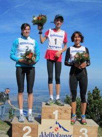 Die erfolgreichen Damen des Hochfelln-Berglaufes: Eva Salnikova, Susanne Mair und Barbara Häsch. (v.l.)