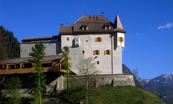 Auf Schloss Lengberg werden sich Theorie und Praxis miteinander verbinden.