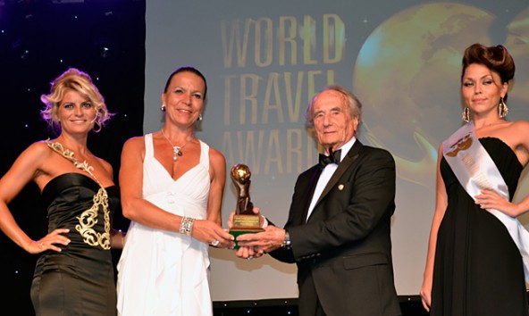 Elisabeth und Heinz Simonitsch freuen sich über den World Travel Award in der Wellness-Kategorie 2013.