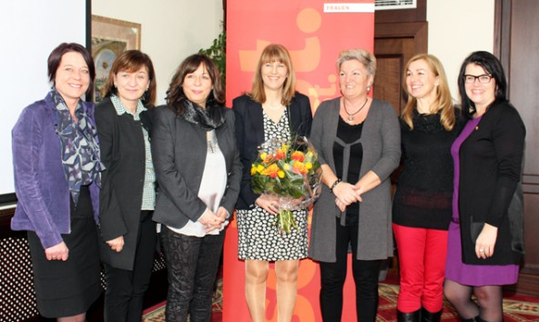 Die neue und alte VP-Frauenriege mit Landesrätin Palfrader (2.v.l.).