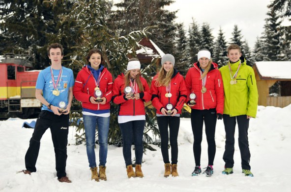 Alle sieben Osttiroler Athleten holten eine Medaille v.l.: Michael Singer, Lea Amort, Sophie Oberhammer, Tanja Oberegger, Klara Fuchs und Felix Gall.