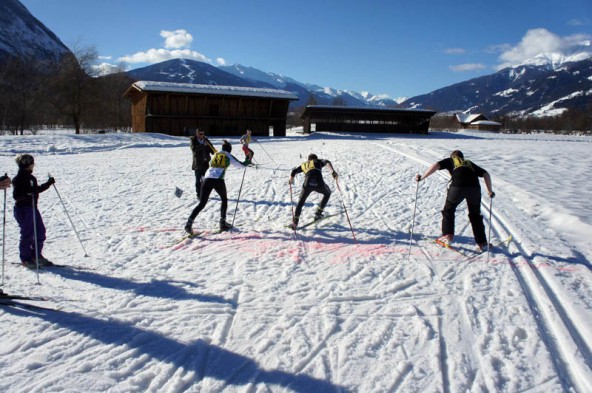 Dreier Massenstart der Zweier-Biathlon-Staffel, v.l.: Stefanie Hanser, Thomas Hanser, der gemeinsam mit Florian Brunner den Staffelbewerb gewann, und Andreas Tscharnidling. Fotos: Sportunion Raiffeisen Lavant