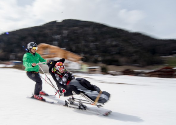 Thomas Steiner mit Stefan Bachmann, Pädagogischer Leiter der Besonderenschule Matrei im "Dualski" der HTL Lienz. 