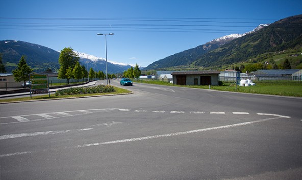 Von der Bürgeraustraße auf die B100 Richtung Innenstadt zu gelangen ist derzeit ein schwieriges Unterfangen. Fotos: Dolomitenstadt/Egger