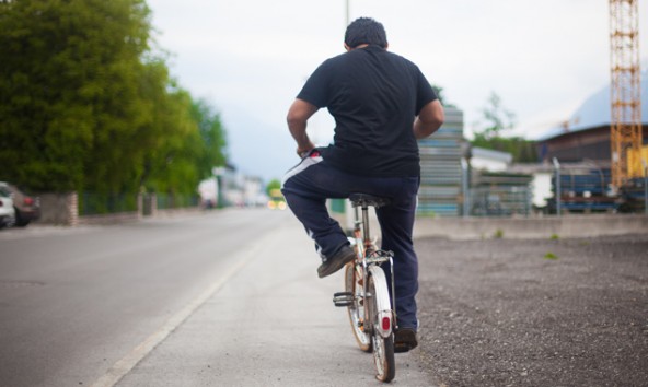 Radfahren auf dem Gehsteig – ein No-Go für die Gesetzeshüter. Foto: Dolomitenstadt/Egger