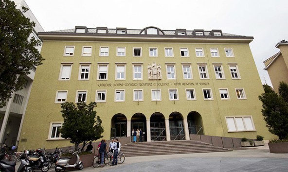 Im Südtiroler Landtag wurde am 15. Mai geschlossen für den Direktzug votiert. Foto: LPA / Land Südtirol