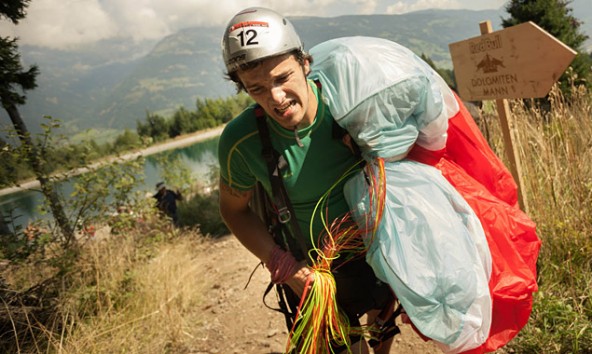 Der "Dolomitenmann" wird wie keine zweite Veranstaltung mit der Dolomitenstadt identifiziert. Deshalb sponsort Lienz den Bewerb, nicht aber die Direktübertragung des Privatsenders Servus TV. Foto: Martin Lugger