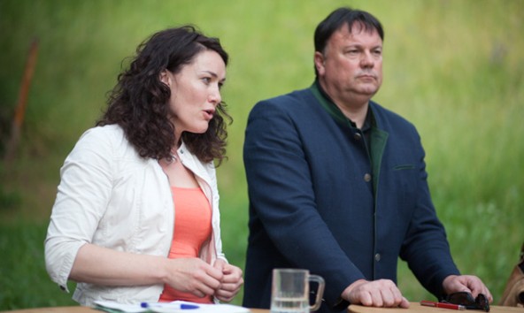 Ingrid Felipe und Andreas Köll wollen am 24. Juli in Sachen Natura 2000 einer Meinung sein. Fotos: Dolomitenstadt/Egger