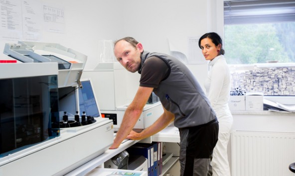 In Osttirol stehen rund um die Uhr Notärzte zur Verfügung, wie Dr. Gernot Walder, Systemleiter des Dienstes im Pustertal. Fotos: Brunner Images