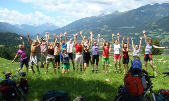 Keine "Zonierung" sondern einen echten iselschutz fordern die jungen "Riverwalker" auf ihrem Weg von Osttirol nach Slowenien.