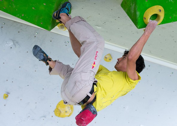 David Lama, der außer Konkurrenz kletterte, stieg bis zur Glocke durch.