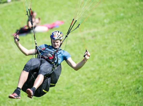 In der Luft war keiner schneller als Routinier und 90-Kilo-Mann Paul Guschlbauer vom Red Bull-Team.