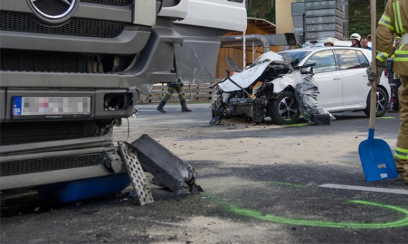 Beitragsbild-Verkehrsunfall-Arnbach