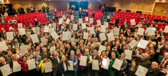 Unter den "familienfreundlichen Gemeinden" die in Villach ausgezeichnet wurden sind auch fünf Iseltaler Kommunen.