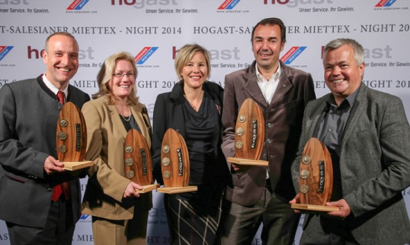 Dieter Mayr-Hassler (links) überzeugte mit seinen Leistungen die Jury. Er erhielt den „Innovatio“-Award in der Kategorie Kommunikation. (Foto: hogast/Neumayr/SB)