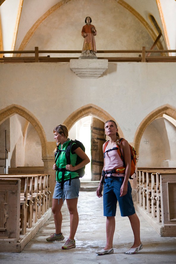 Die Matreier Nikolauskirche ist auch Ausflugsziel. Deshalb müssen die wertvollen Figuren geschützt werden. Foto: Ramona Waldner.