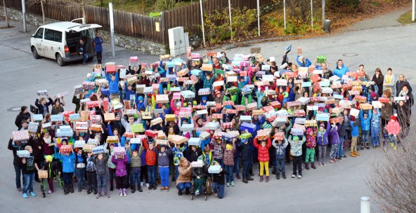 Ist das nicht sensationell? 365 Geschenke trugen die Matreier Kinder zusammen. Das bedeutet 365 Mal Freude für Kinder in Moldavien. Fotos: Anja Kofler