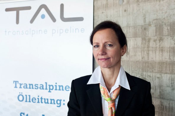 TAL-Managerin Ulrike Andres: "Die Pipeline wird durch diese Investition noch umweltfreundlicher.“ Foto: Miriam Raneburger