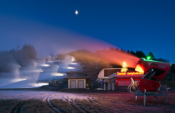 Schneekanonen auf dem Lienzer Schlossberg. Foto: Wolfgang Retter