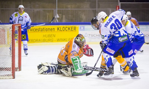 Robert Trojer steuerte vier der neun Tore dieses Abends bei. Foto: Brunner Images