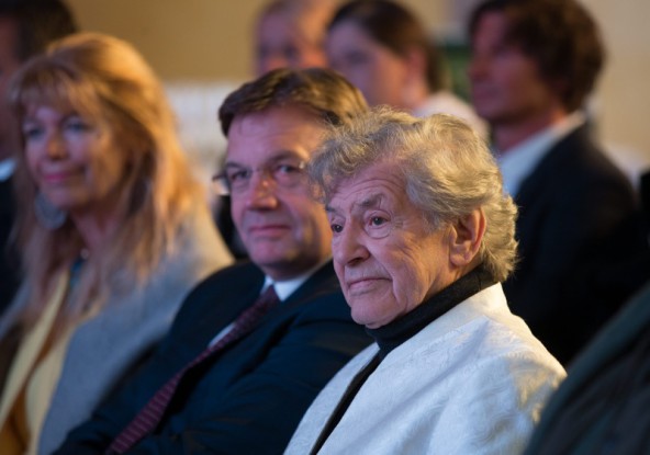 Jos Pirkner (rechts), neben LH Günther Platter, bei der Verleihung des Ehrenringes. Foto: EXPA/Johann Groder