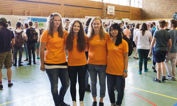 Das Projektteam UFAIR bereitete die Messe in akribischer Kleinarbeit vor, v.l.: Sandra Waldauf, Carina Fiechtner, Katharina Kofler, Sarah Cheng