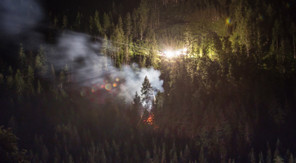 Die Ursache für den nächtlichen Brand ist derzeit ungeklärt. Foto: Brunner Images