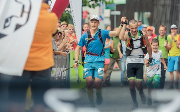 Sie teilten sich den Sieg im ersten „Großglockner Ultra-Trail“: Klaus Gösweiner und Markus Amon. Foto: Expa/JFK