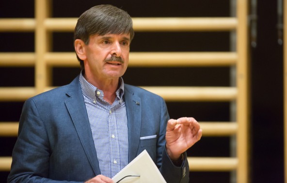 Aufklären und anderen Erfahrungsberichten zuhören ist das Motto für Bürgermeister Dietmar Ruggenthaler.