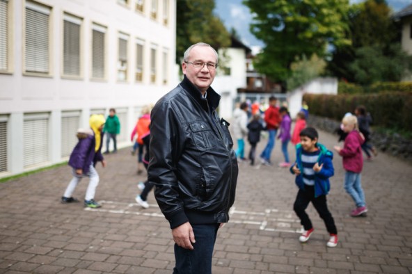 "Es geht darum, Haltung zu zeigen". Hannes Moritz, Direktir der VS Michael Gamper in Lienz. Fotos: Marco Leiter