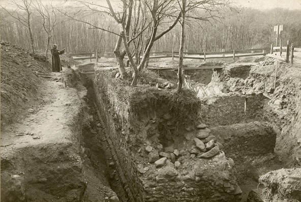 Innozenz Ploner war der erste, der umfangreiche archäologische Ausgrabungen in Aguntum durchführte. Fotos: Universität Innsbruck