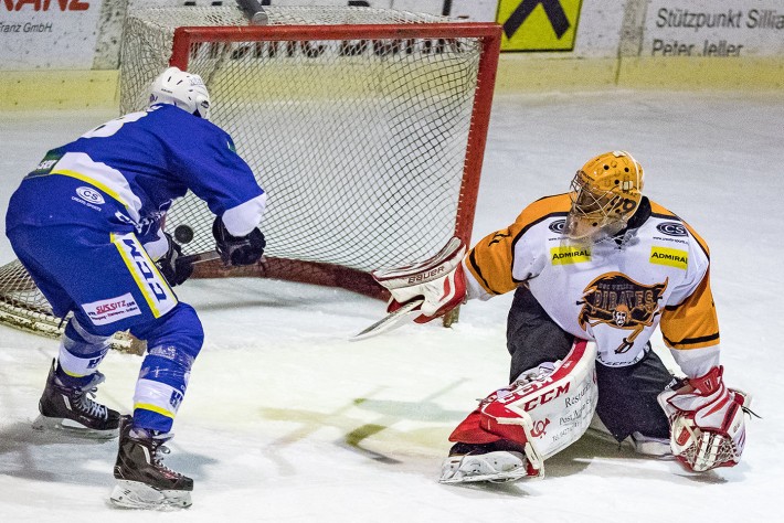 martin-pewal-huben-tor-gegen-velden